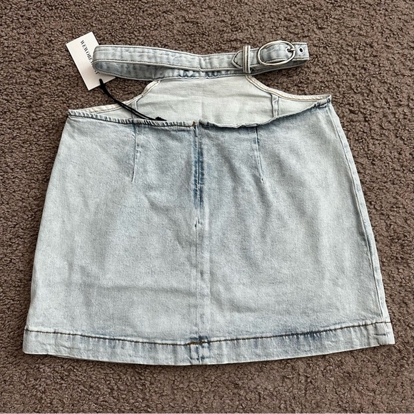 WeWoreWhat Cut Out Skirt Denim Mini Belted Indigo Comfort - Picture 7 of 12